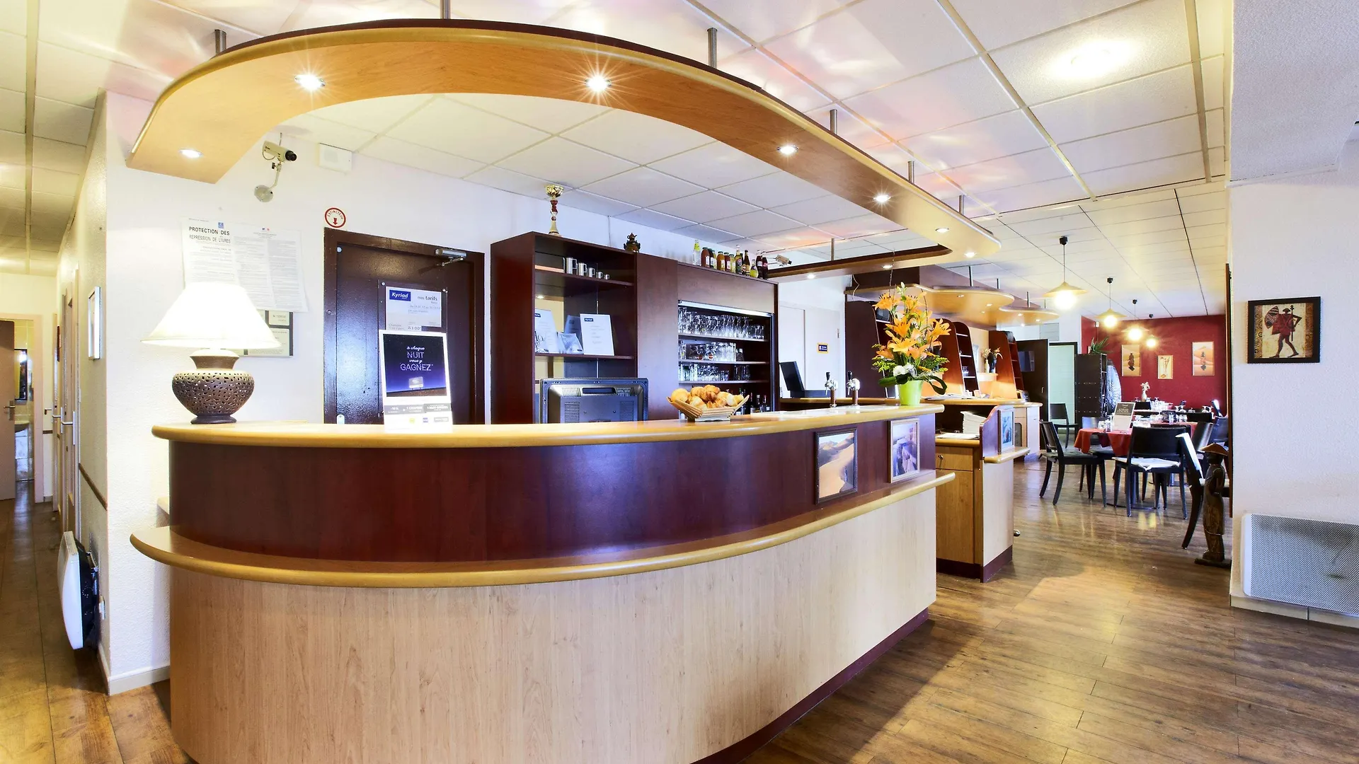 ** Hotel Kyriad Beauvais Sud France